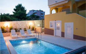 Lovely Apartment In Zecevo Rogoznicko